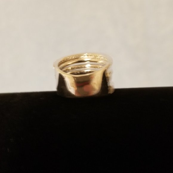 Ring - Picture 4 of 6
